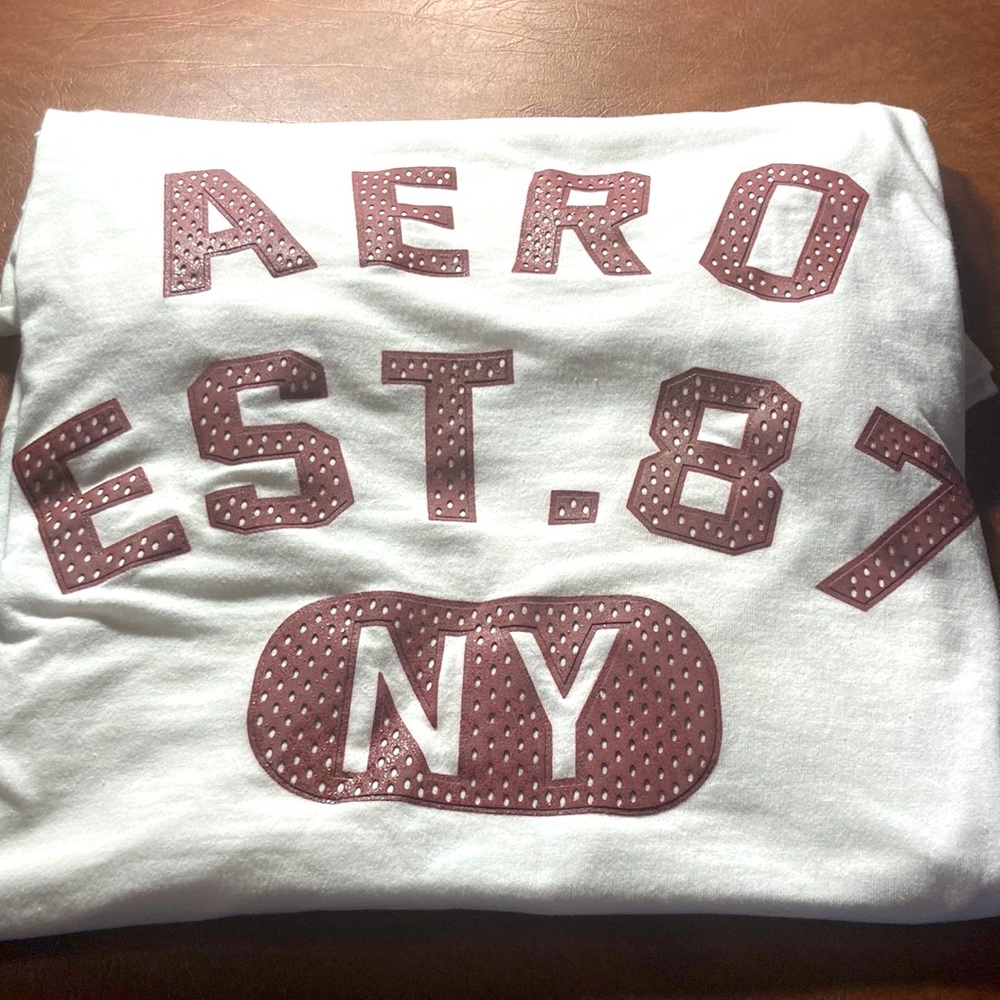 New Aeropostale white t- shirt with Aeropostale logic. Size XL